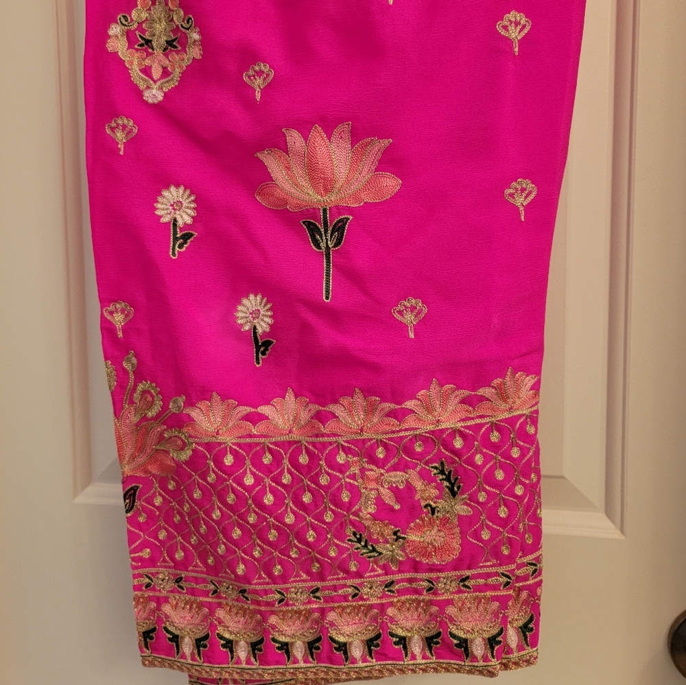 Pakistani Indian Designer Suit - image 7